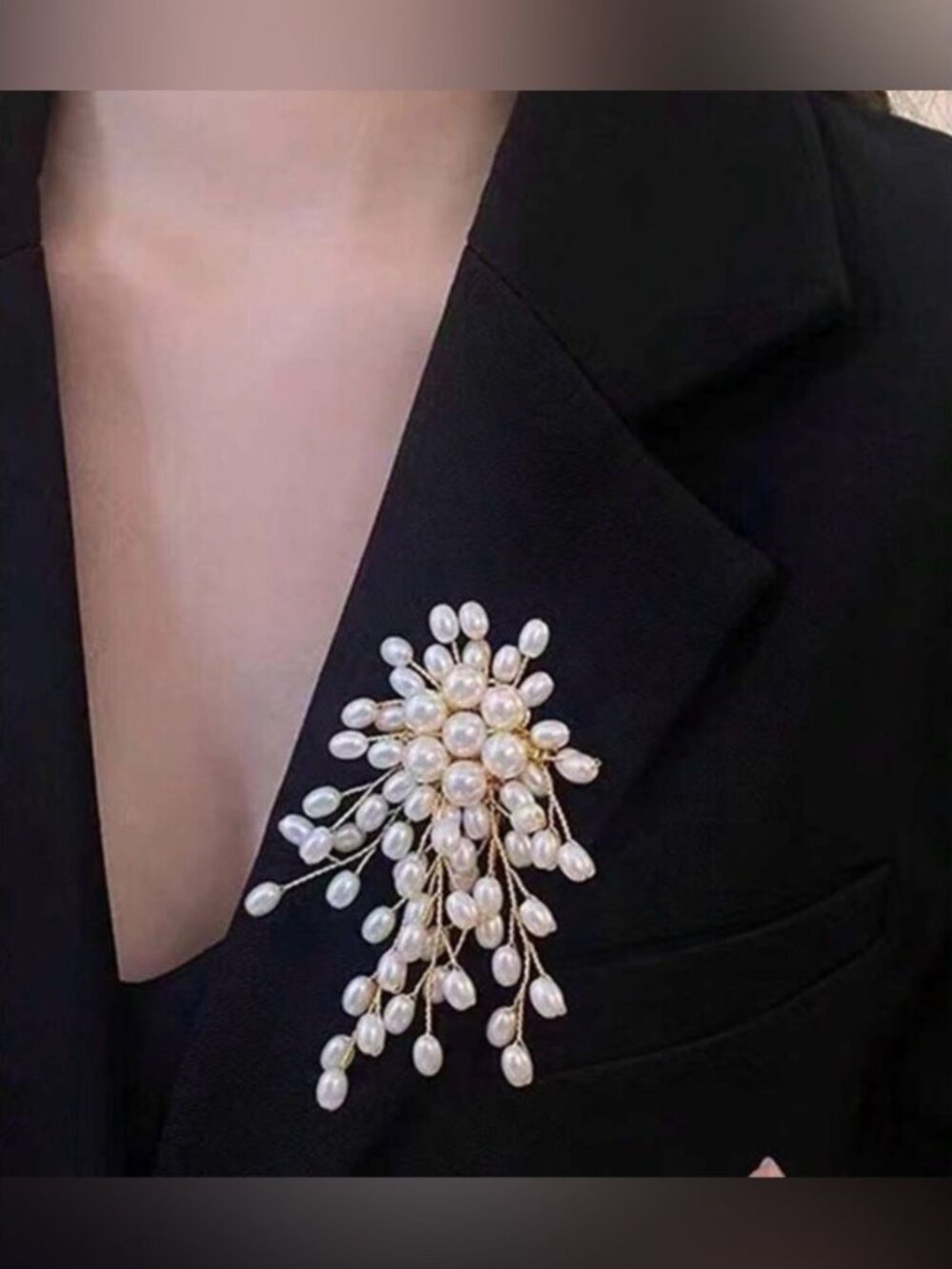 ElegantPearl Spray Brooch M743